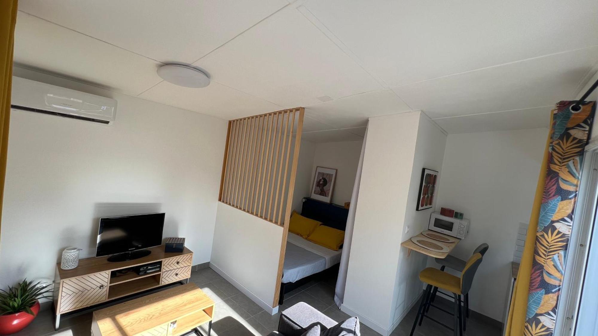 Le Plumeria - T1 Avec Un Spa Privatif Saint-Denis Eksteriør bilde